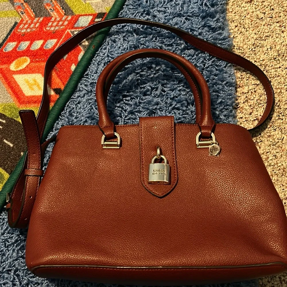 Guess Handbag - Picture 1 of 4